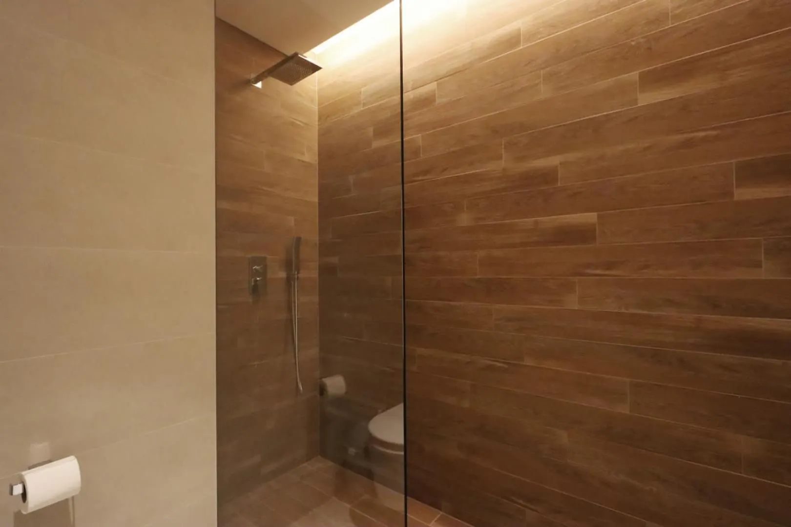 Livbnb-Ain Dubai Panorama Radiant 3Br Haven With Maid'S Room
