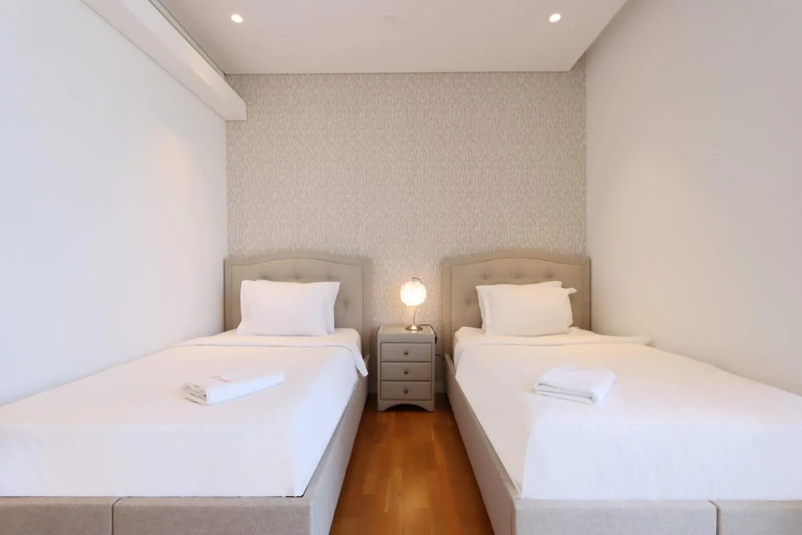Livbnb-Ain Dubai Panorama Radiant 3Br Haven With Maid'S Room 0*,