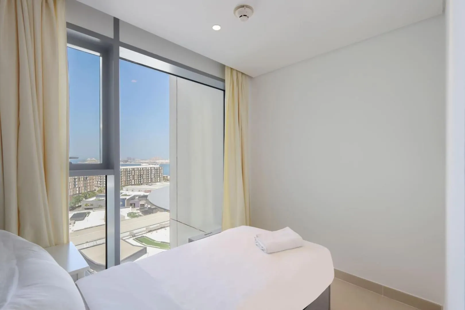 Livbnb-Ain Dubai Panorama Radiant 3Br Haven With Maid'S Room Appartement