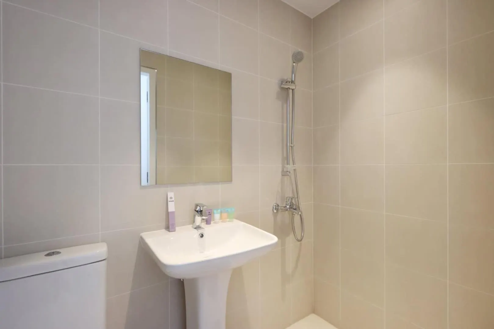 Livbnb-Ain Dubai Panorama Radiant 3Br Haven With Maid'S Room Appartement